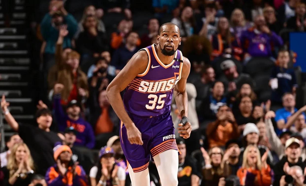 开云官方网站-杜兰特连续三场比赛得分超过刷新纪录，拜仁不断突破！-开云官方网站